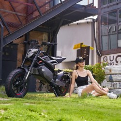 Moto électrique homologuée 5000w Velocifero Jump rouge